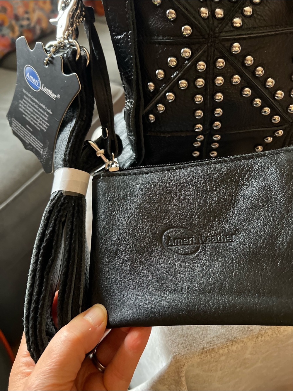 NWT Amerileather Spirit Silver Studded Shoulder/Crossbody Bag in Black Leather - Picture 2 of 12